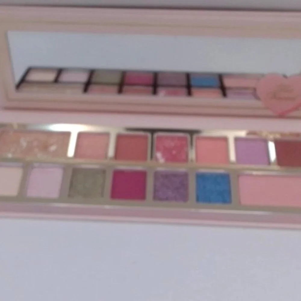 Too Faced - Pinker‎ Times Ahead, Eye Shadow Palette, BRAND NEW IN BOX